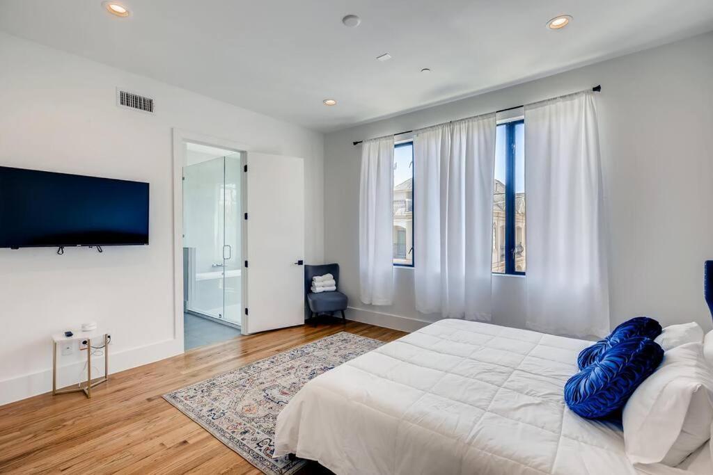 4 Story Home Mins To Downtown Houston With City Views Экстерьер фото